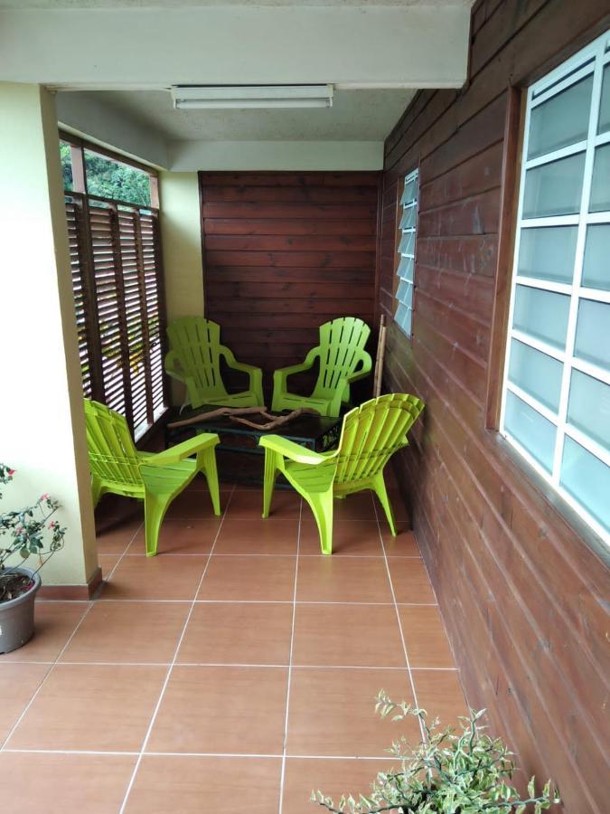 Ericka Et Francois Apartment Quartier Monplaisir Luaran gambar