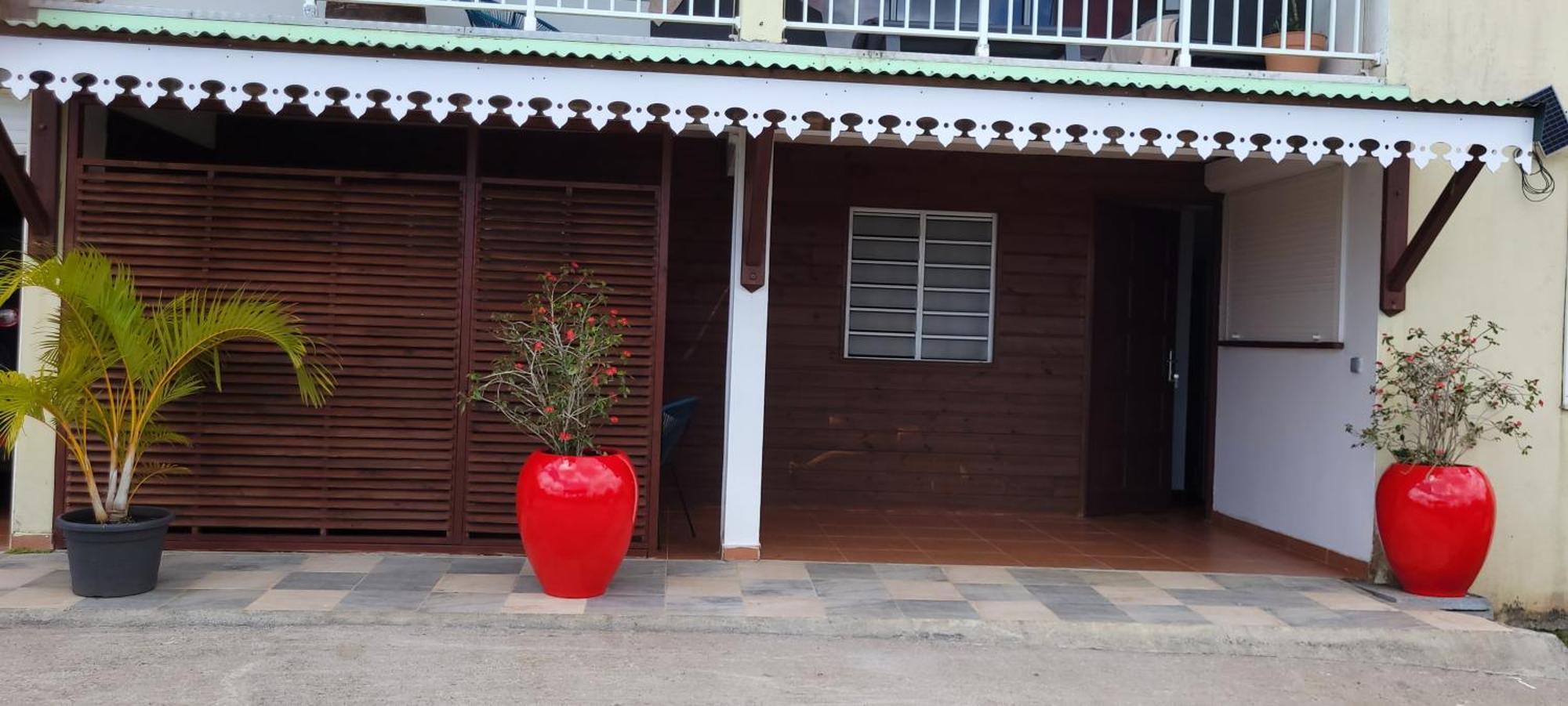 Ericka Et Francois Apartment Quartier Monplaisir Luaran gambar