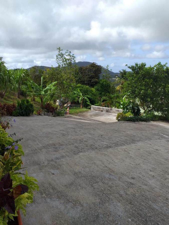 Ericka Et Francois Apartment Quartier Monplaisir Luaran gambar